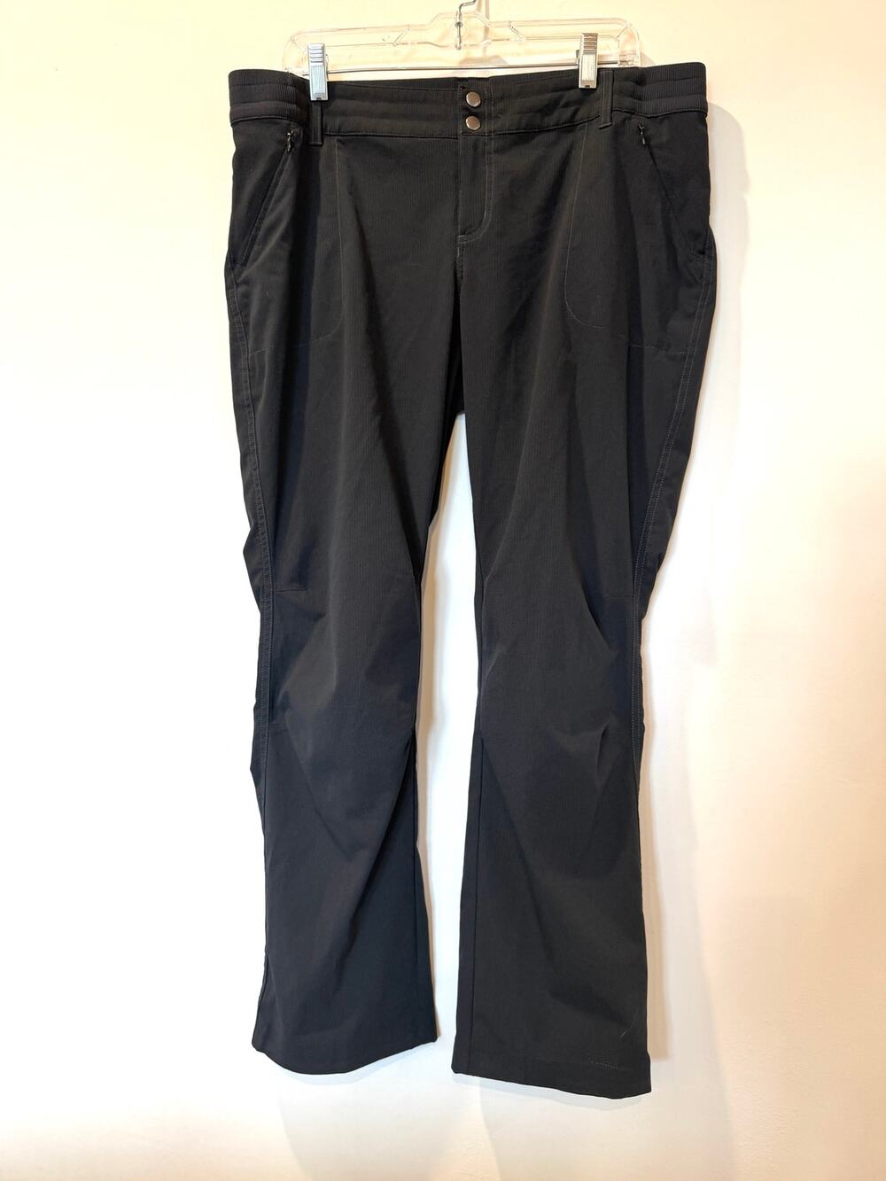 KUHL Women's Size 16 Black Hiking Pants Straight Leg Outdoor Stretch Double Snap